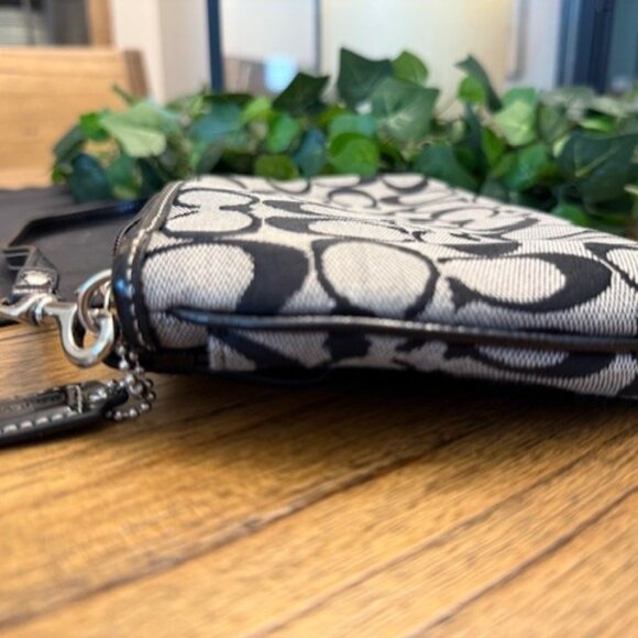 COACH Signature C Print Wristlet - Picture 12 of 15